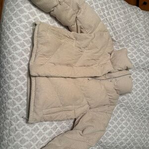 Wilfred The Cloud Puff jacket from Aritzia - goos down fill